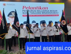 Ketua Umum KBST Minangkabau H. Irwan Yunaidi, SE Resmi Kukuhkan Enam DPW KBST Minangkabau di Audiotorium Gubernur Sumbar