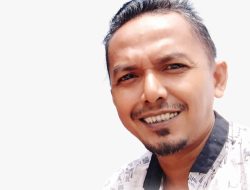 Cahaya di Tengah Gelap: Perjuangan Alfisyahrin, SP Guru Honorer SMK Koto Baru Dharmaaraya yang Tak Pernah Menyerah