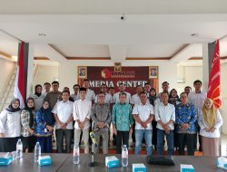 Tingkatkan Kompetensi Penanganan Pelanggaran, Bawaslu Pessel Bedah Putusan MK Nomor 104/PUU-XXIII/2025